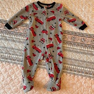 Absorba footed fleece Fire Engine PJs. Like new w/no signs of wear! Sz 6 mo.